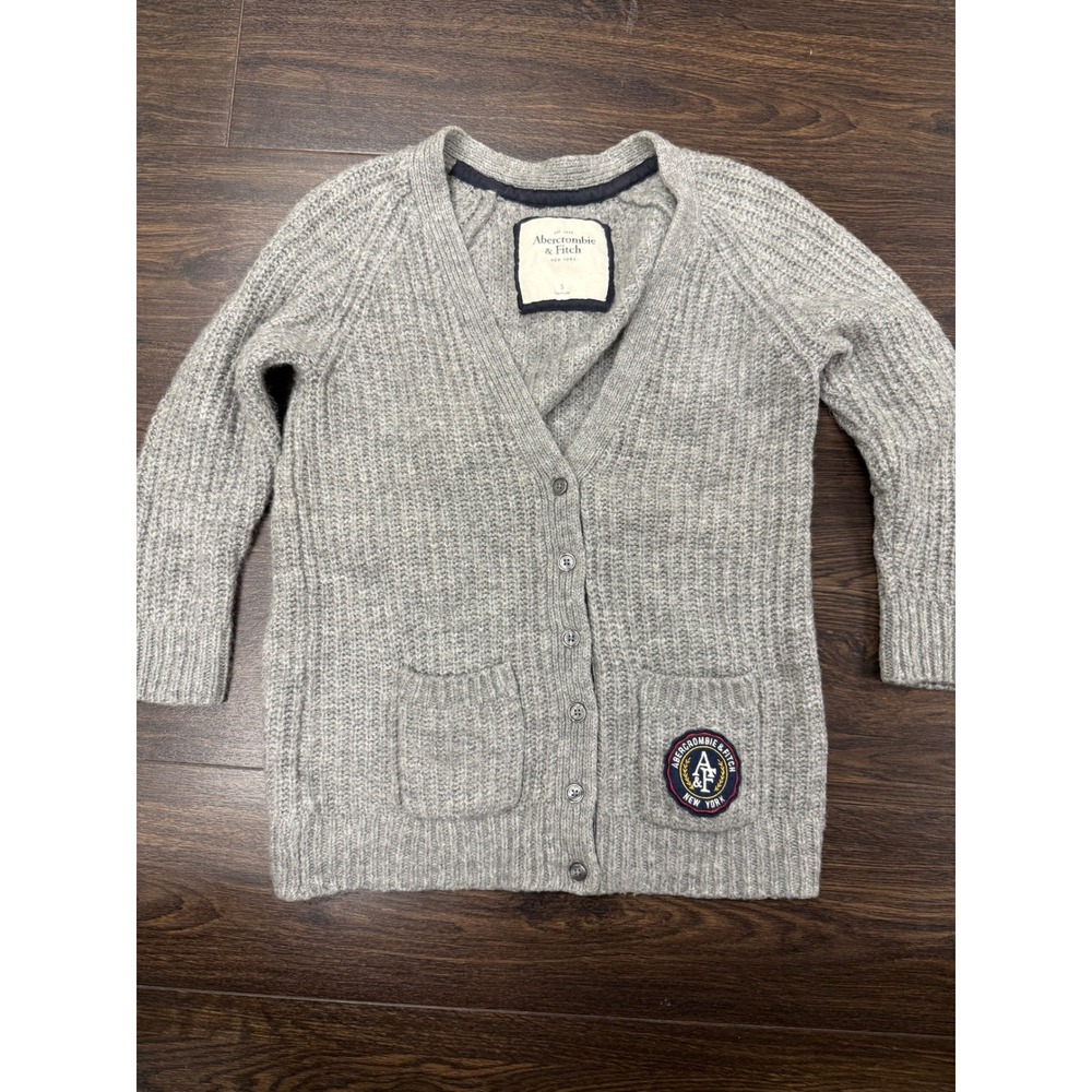 Abercrombie & Fitch Gray Ribbed Knit Varsity Cardigan -‎ Size S